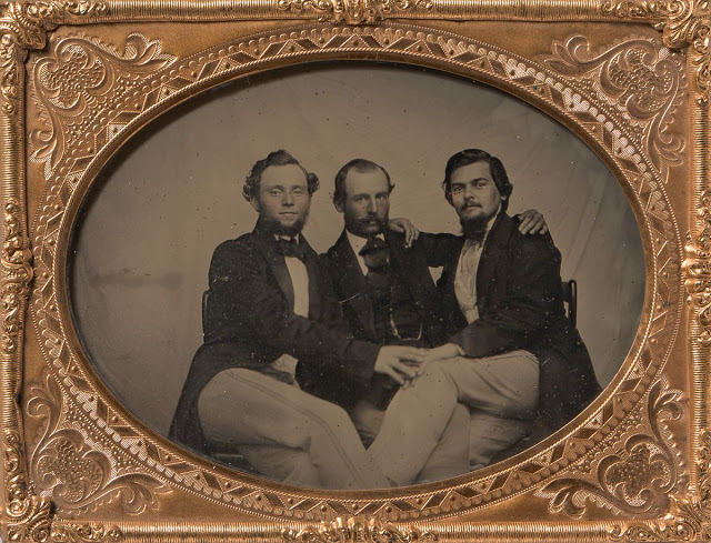 mens-group-affection-vulnerability-history