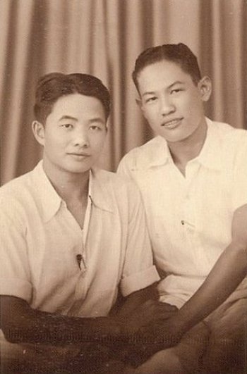 mens-group-affection-vulnerability-history2