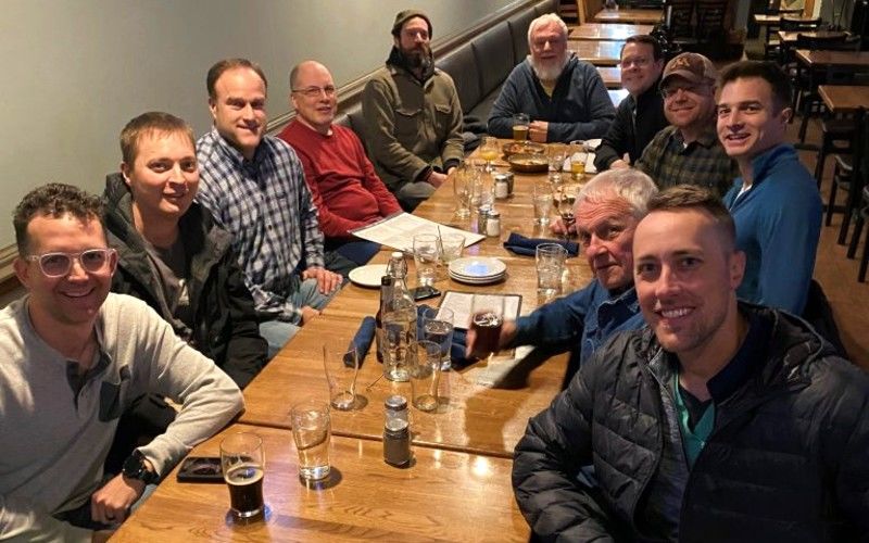 About Mensgroup
