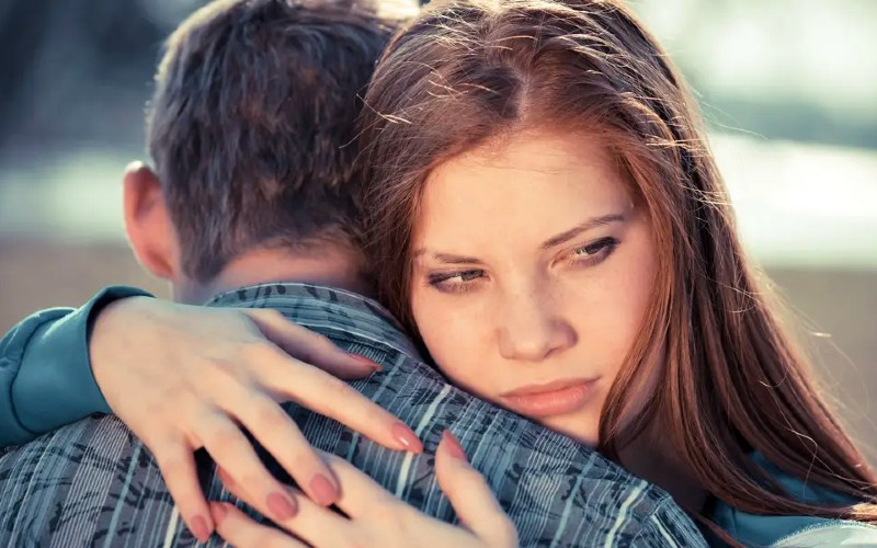 Warning Signs of a Narcissistic Wife