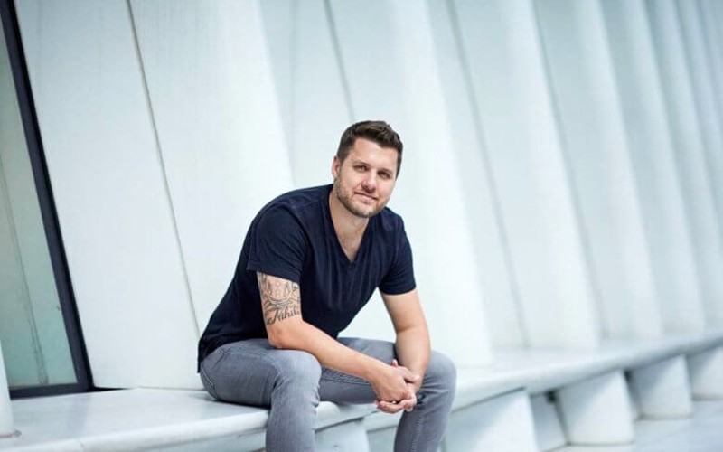 Mark Manson