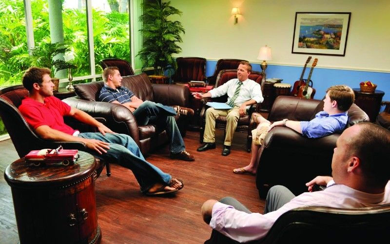 What-Questions-Asked-in-Men’s-Group-Therapy