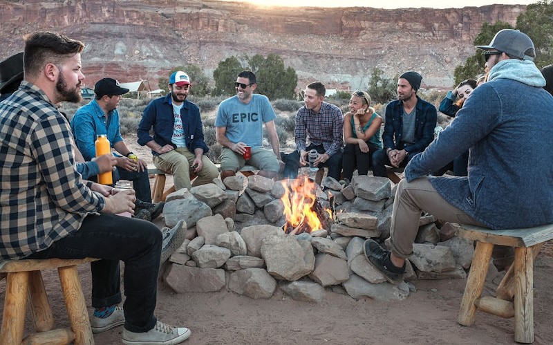 Self-help-guru-support-group