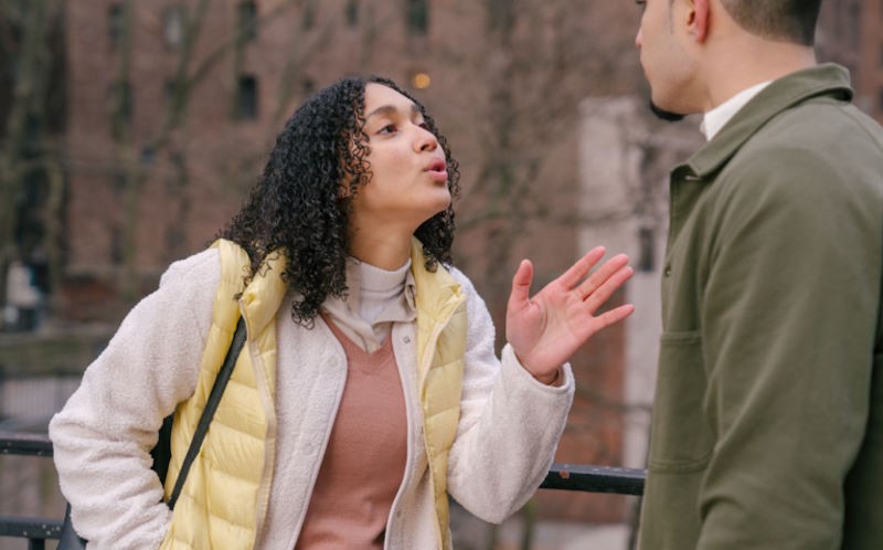 How-to-live-with-a-narcissist